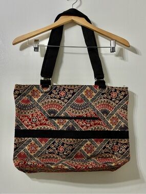 Stylish Patterned Tote Bag in Red and Black